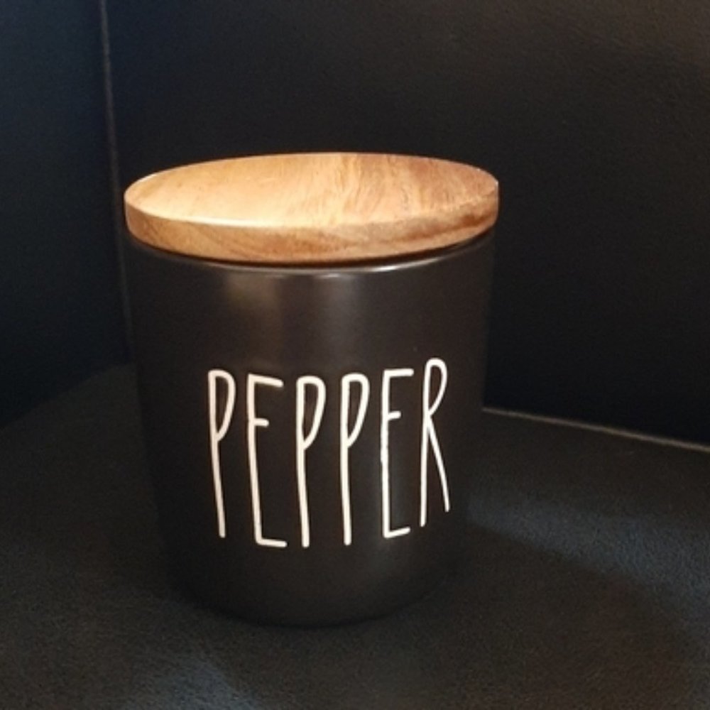 Rae Dunn black pepper jar with lid NWT